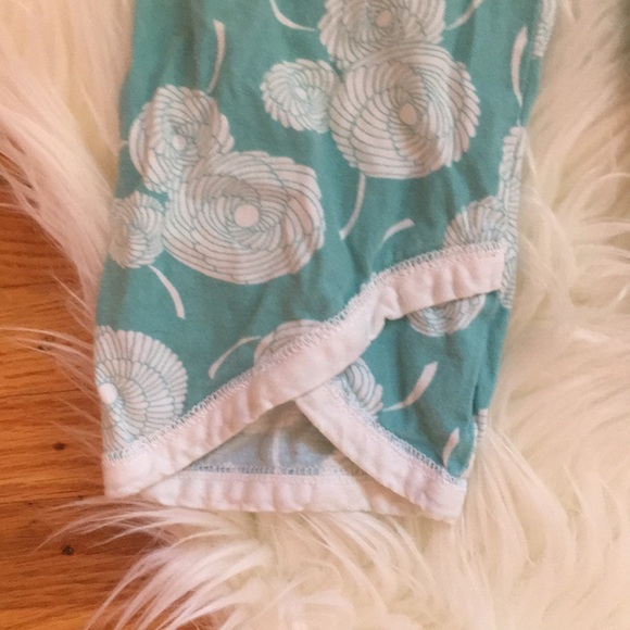 Garnet hill PJ top - Picture 3 of 3